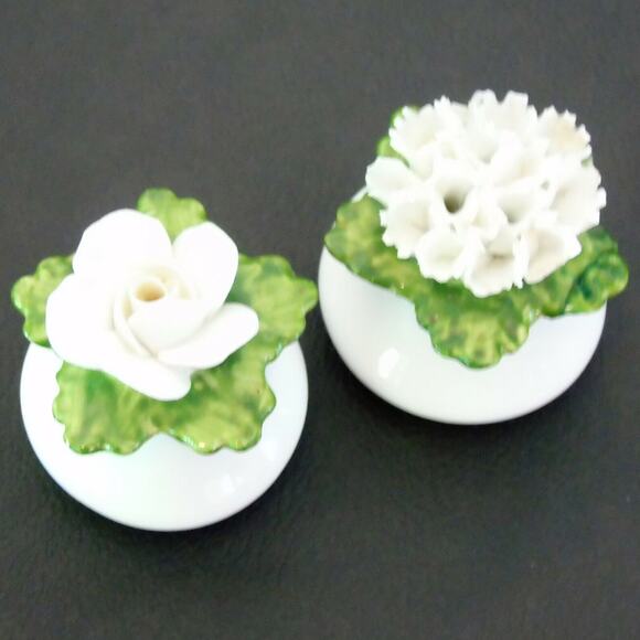 Denton China Salt & Pepper Shaker Set Rose Carnation Flowers Cork Stoppers 1.5" - Picture 2 of 4